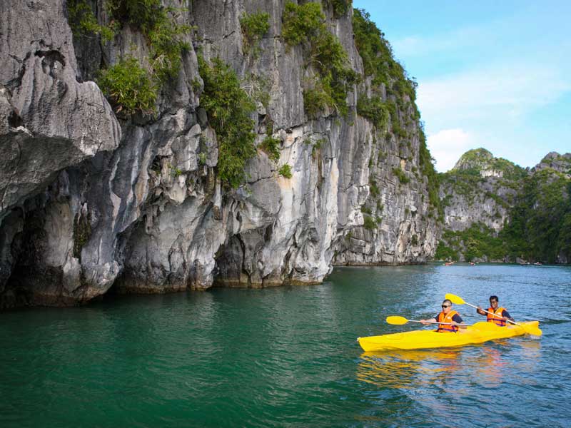 Halong-Royal-Palace-Cruise-Kayaking.jpeg