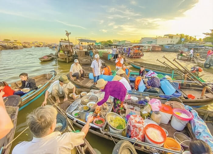 Vietnam-Family-Vacation-16-Days-Cai-Rang-floating-market.jpeg
