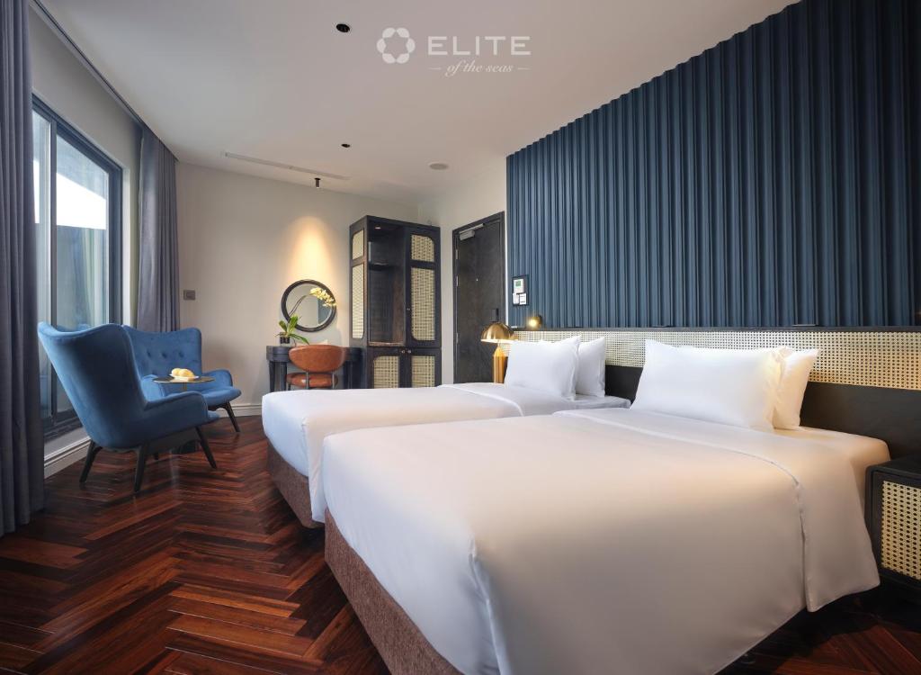 elite-senior-suite-premium-3.jpeg