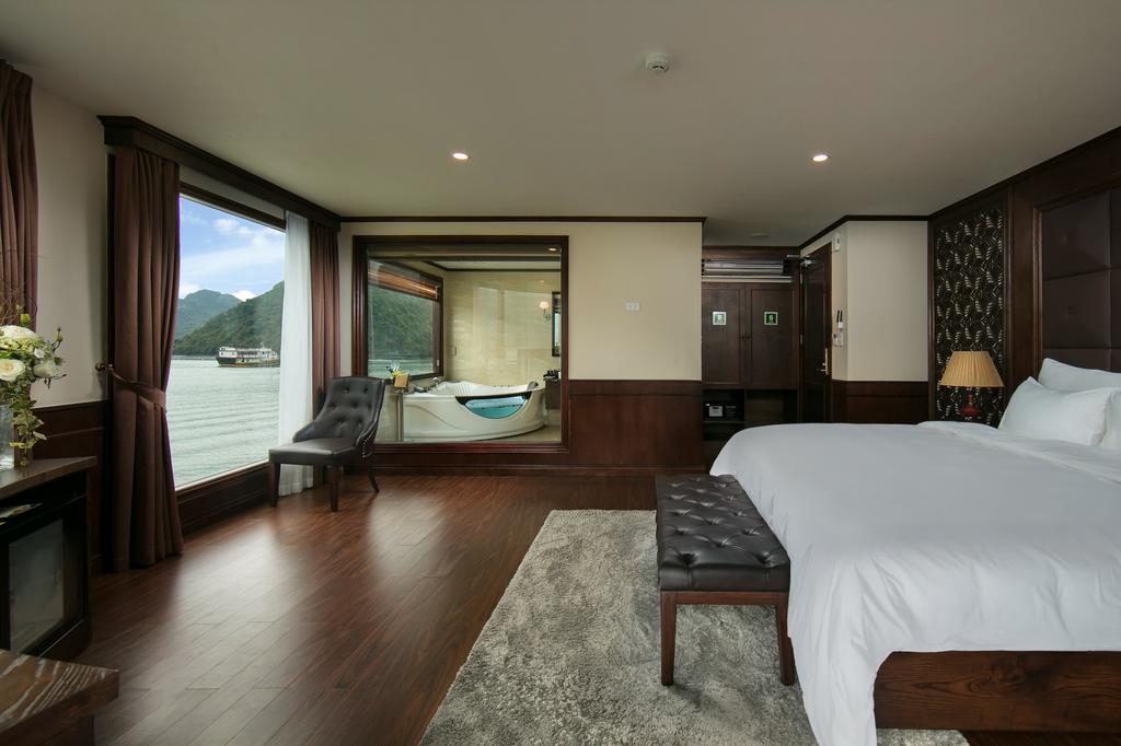 halong-bay-mon-cheri-cruise-mon-cheri-suite-room-3.jpeg