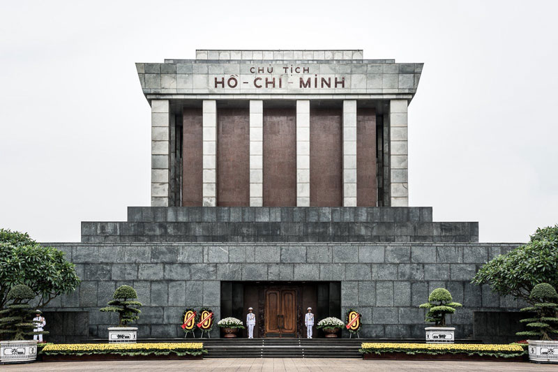 hanoi-city-tour-ho-chi-minh-mausoleum.jpeg