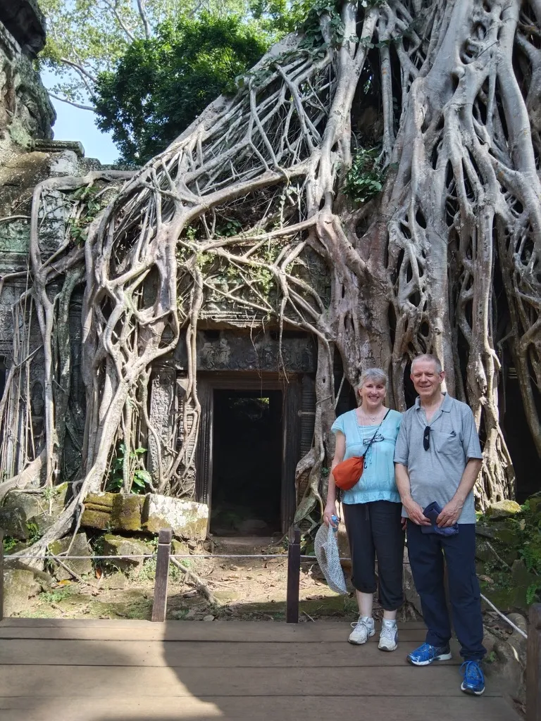 Amazing-Southeast-Asia-Loop-30-Days-Cambodia-Siem-reap-1.webp