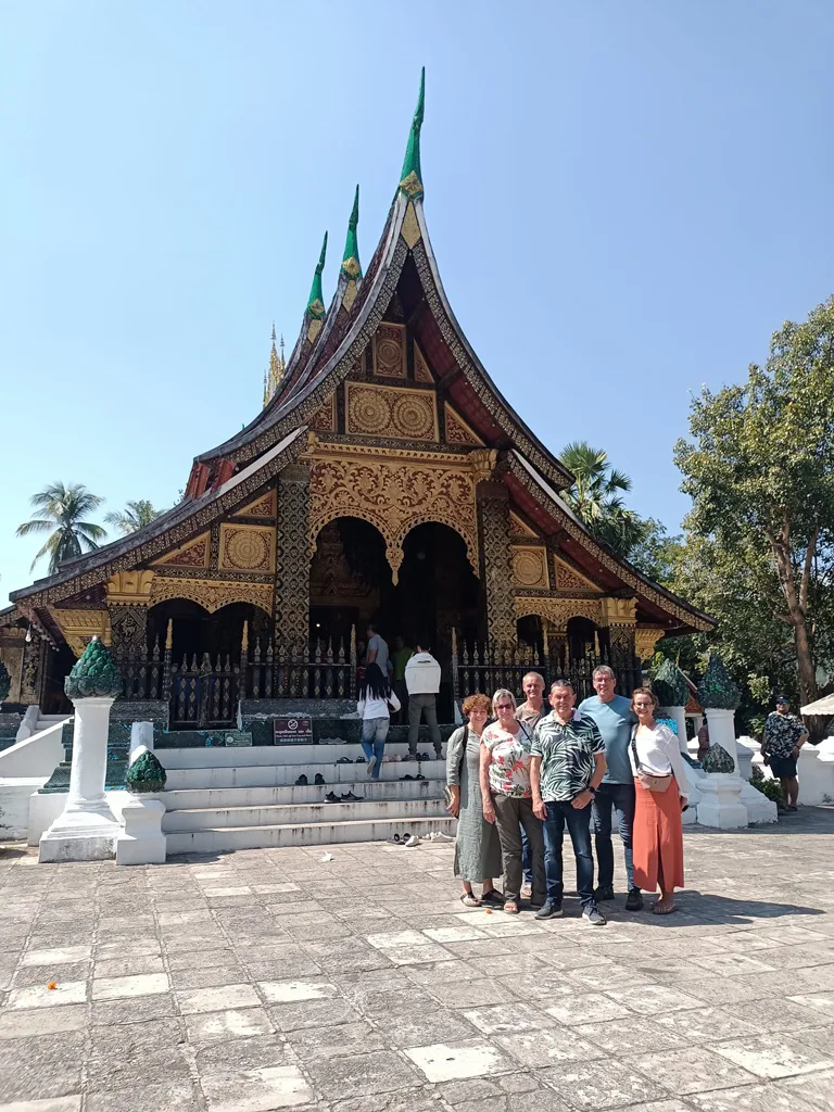 Amazing-Southeast-Asia-Loop-30-Days-Laos-Luang-prabang-xieng-thong-temple.webp