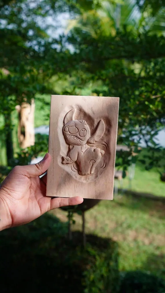 Amazing-Southeast-Asia-Loop-30-Days-Vietnam-Hoi-An-Wood-Carving-Class-2.webp