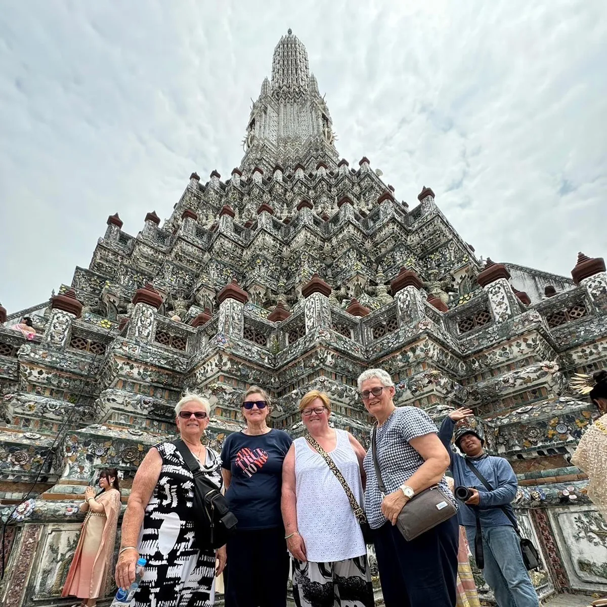 Essential-Vietnam-Thailand-18-days-bangkok-city-tour-1.webp