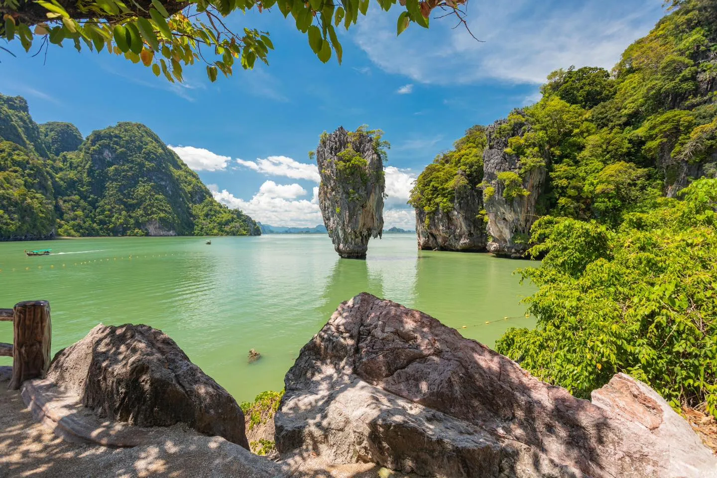 Essential-Vietnam-Thailand-18-days-phu-ket-James-Bond-Island-from-Phuket-8.webp