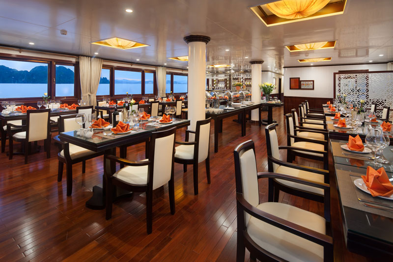 Halong-Silversea-Cruise-Restaurant-1.jpeg