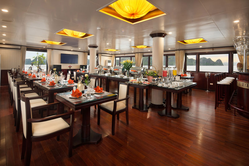 Halong-Silversea-Cruise-Restaurant-2.jpeg