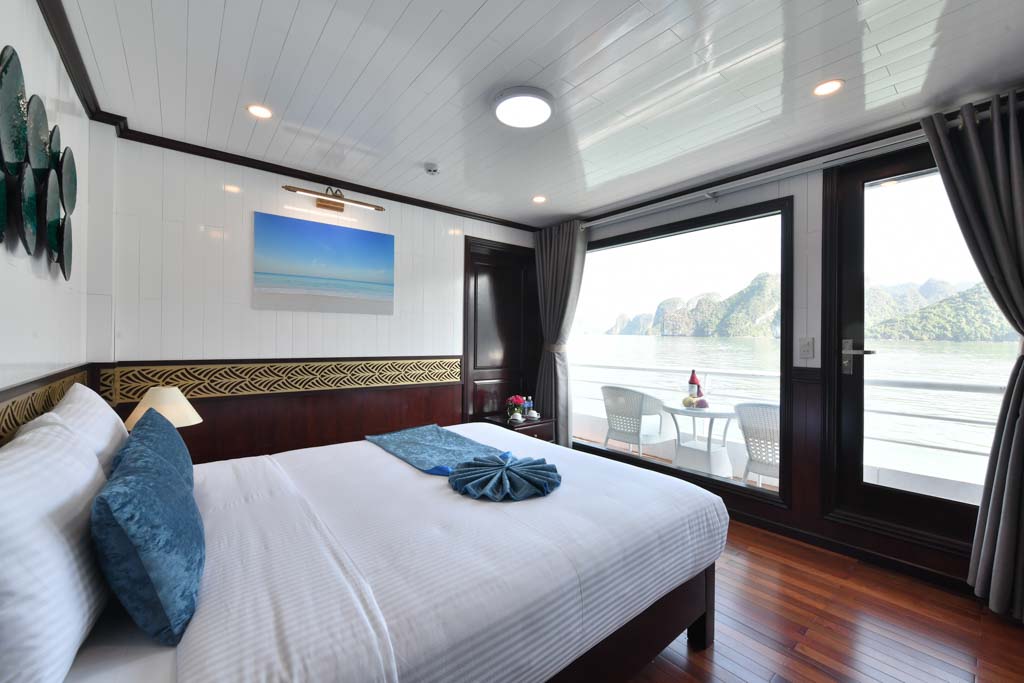 Sapphire-cruise-premium-room-3.jpeg