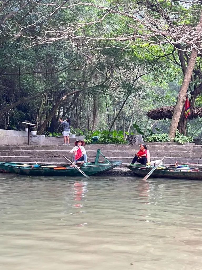 Ultimate-Vietnam-Thailand-16-days-Vietnam-ninh-binh-2.webp