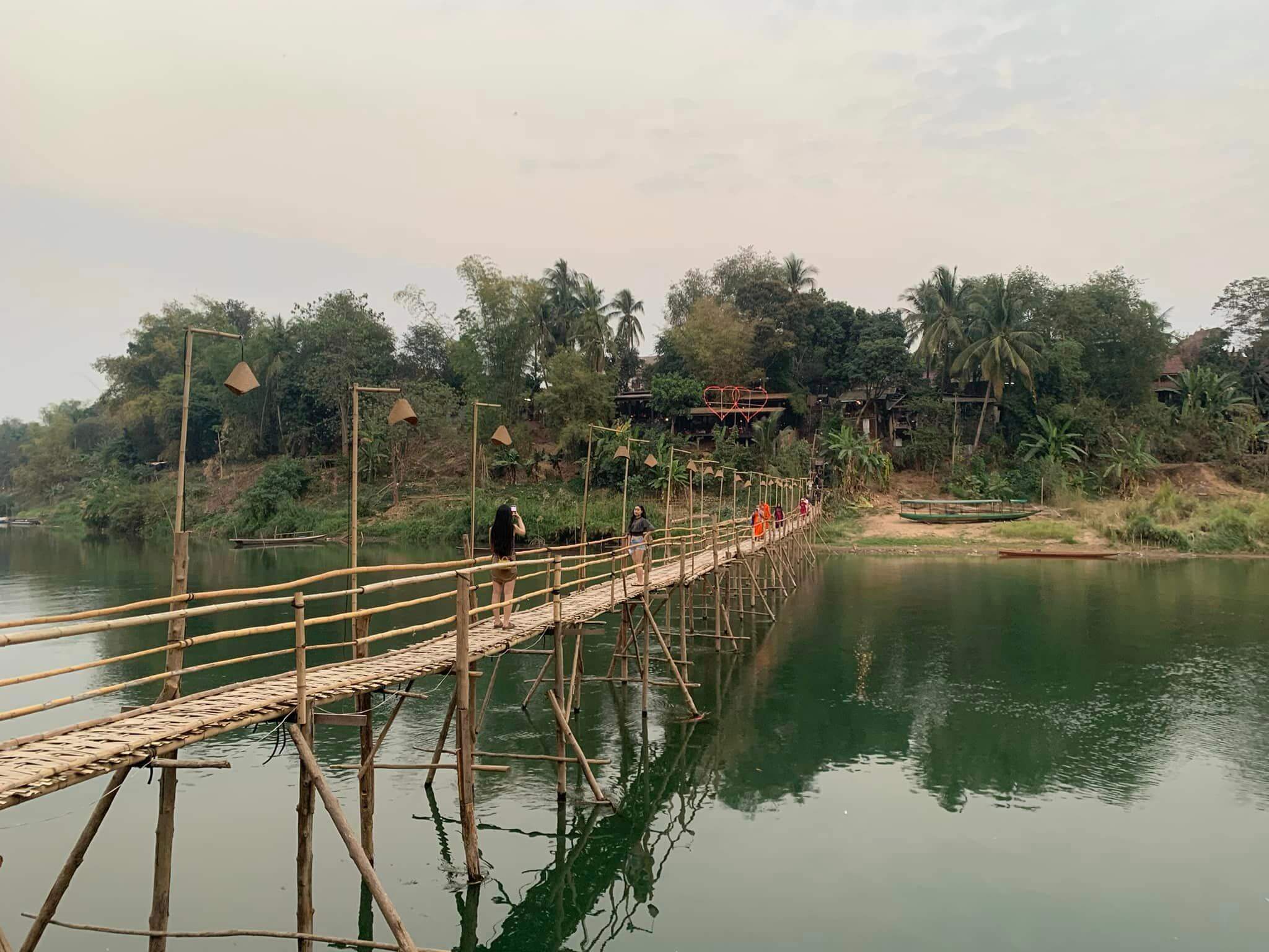 best-of-laos-trip-10-days-bamboo-bridge-luang-prabang-2.jpeg