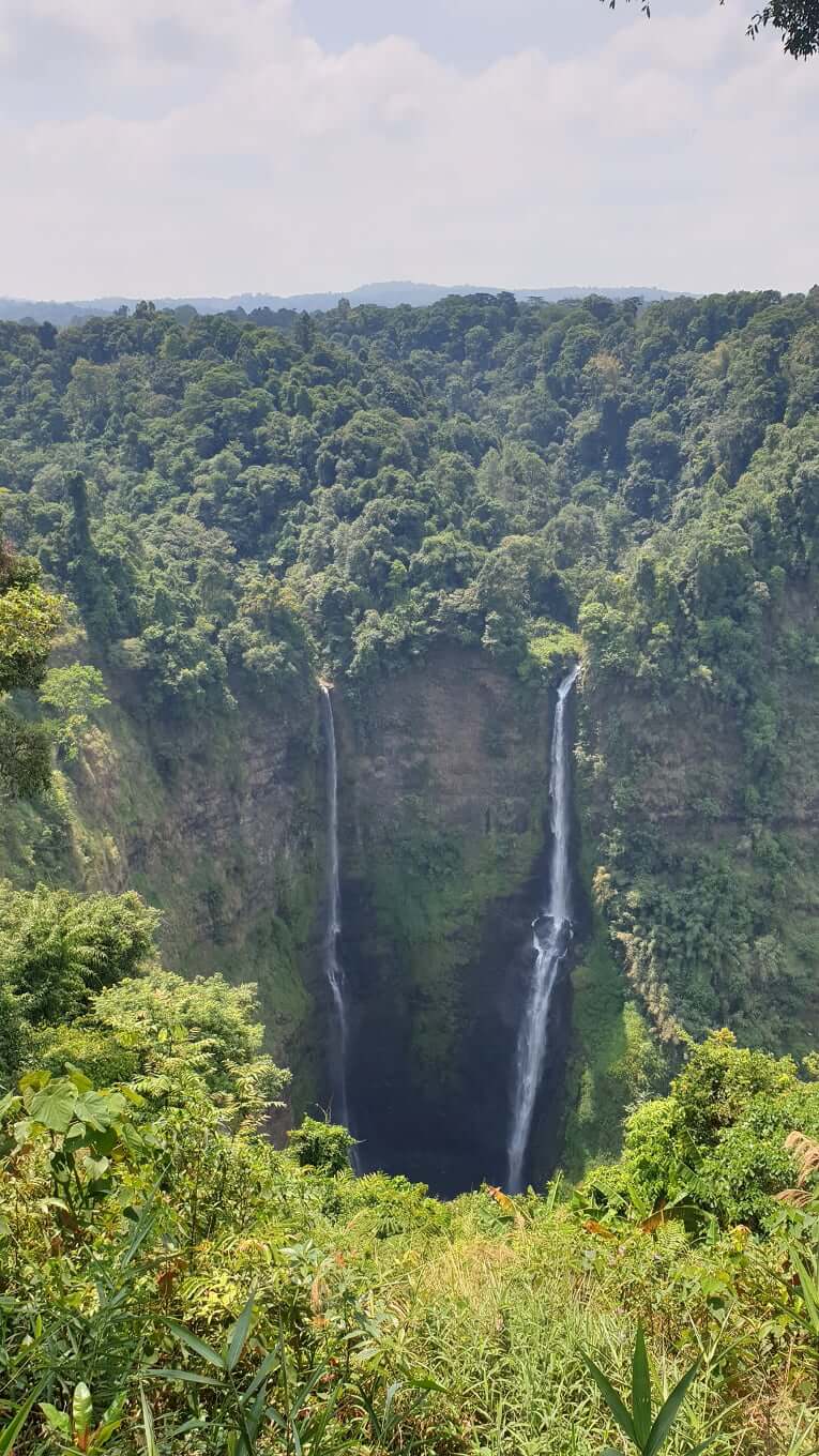 best-of-laos-trip-10-days-tadfane-waterfall.jpeg