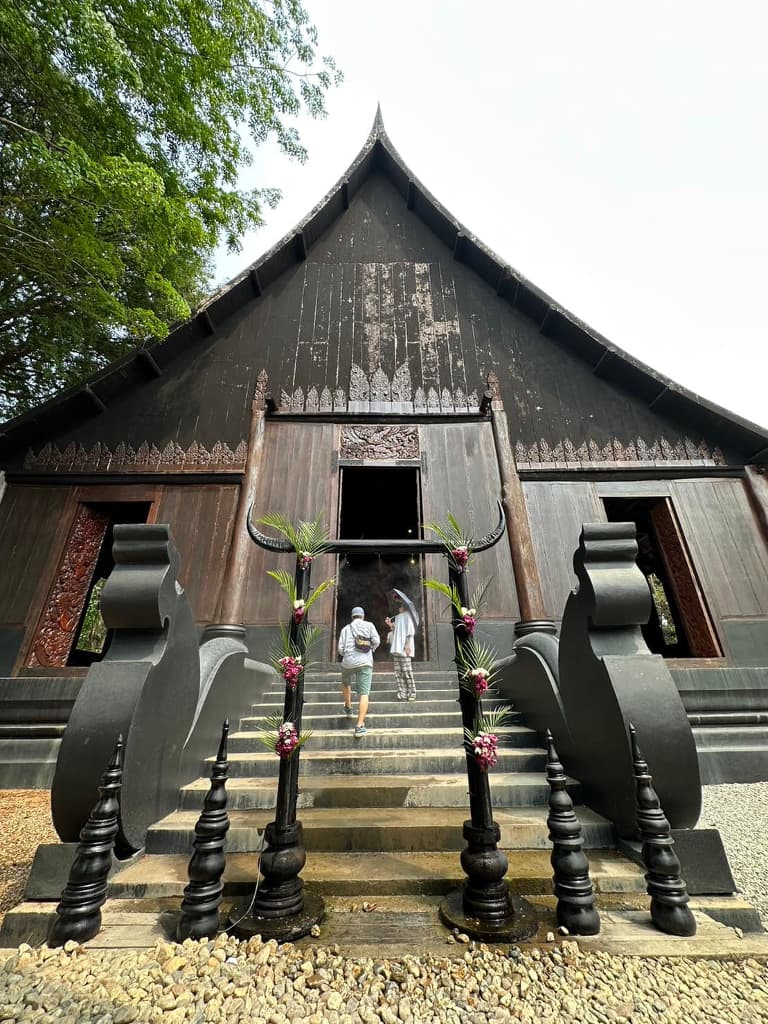 black-house-museum-in-chiang-rai-1-best-of-northern-thailand-8-days.jpeg
