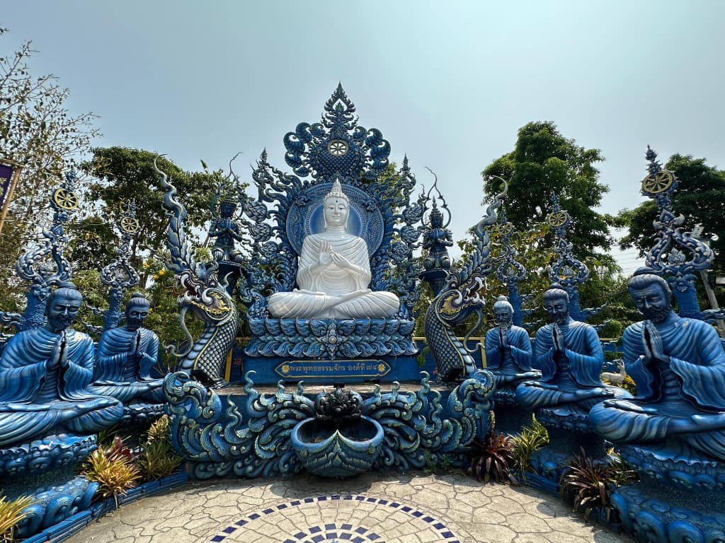 blue-temple-in-chiang-rai-best-of-northern-thailand-8-days.jpeg