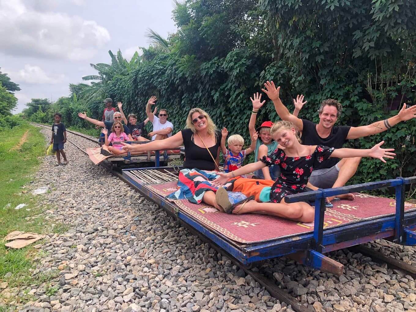 cambodia-itinerary-8-days-battambang-bamboo-train-2-jpeg