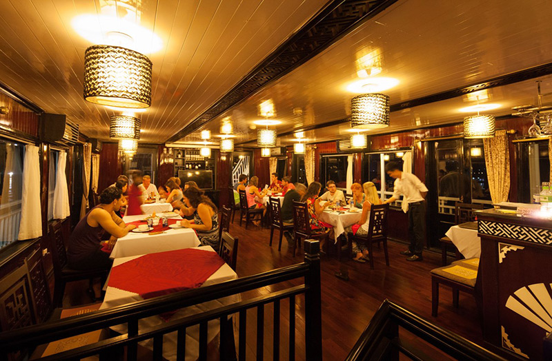 halong-aclass-legend-cruise-dinning-room-01.jpeg