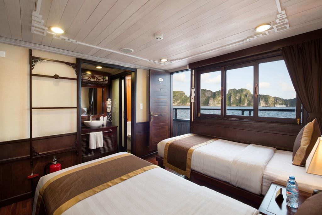 halong-apricot-premium-cruise-deluxe-room-4.jpeg	