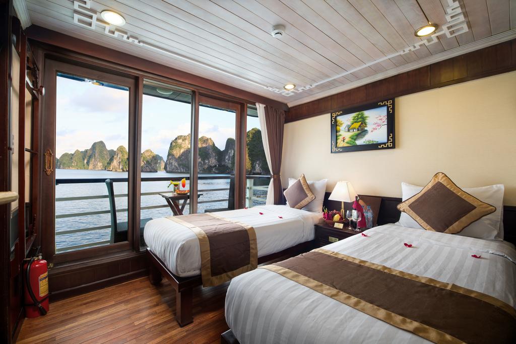 halong-apricot-premium-cruise-suite-room-2.jpeg