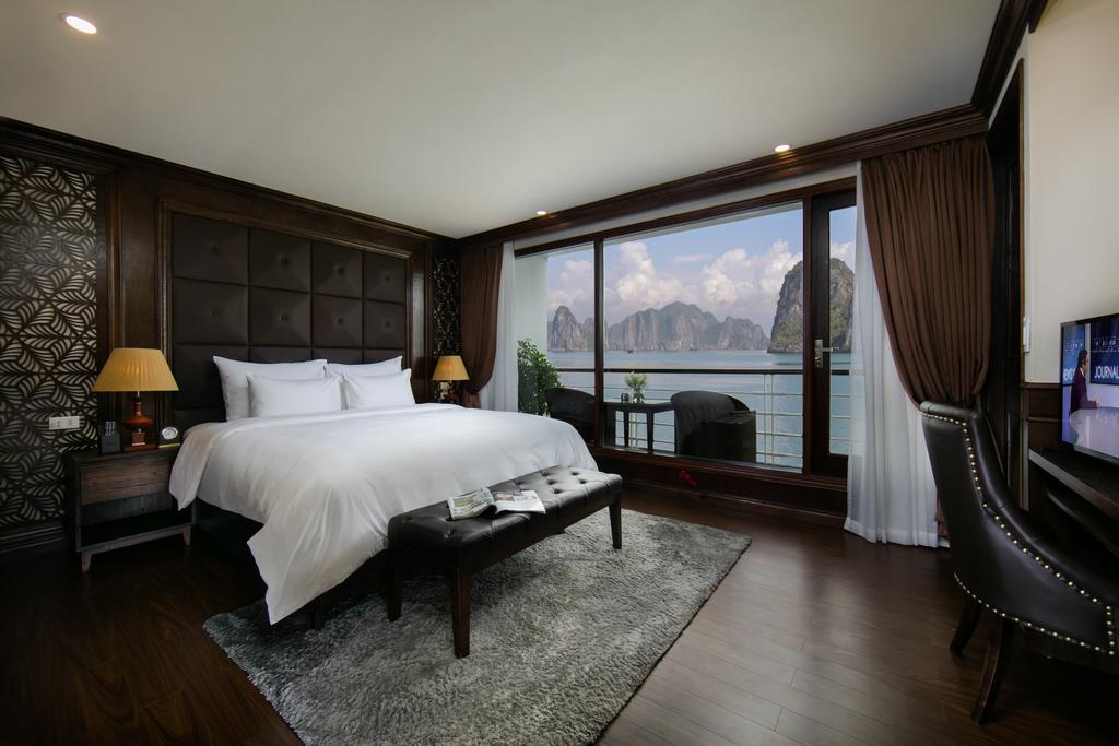 halong-bay-mon-cheri-cruise-elegance-suite-room-1.jpeg