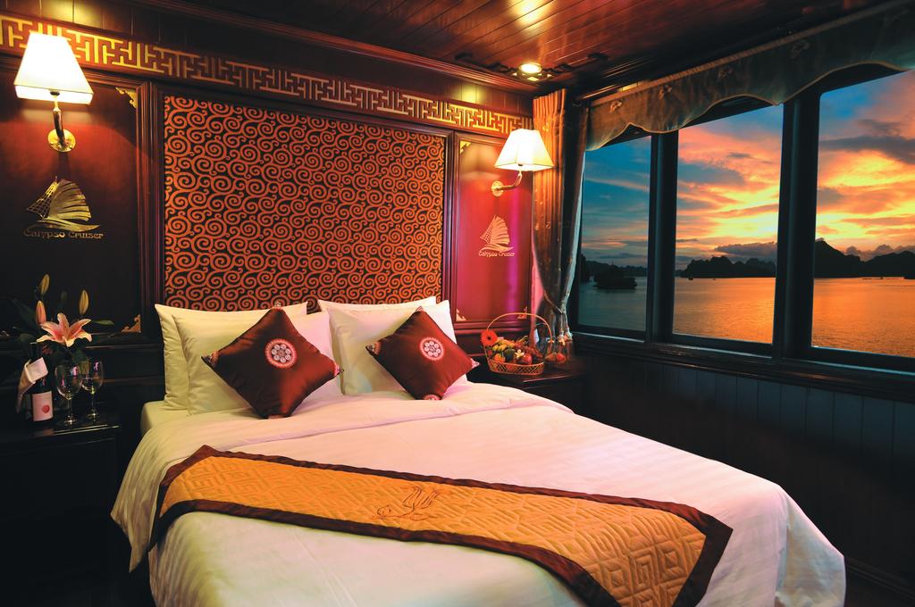 halong-cruise-calypso-cruise-deluxe-room-1.jpeg