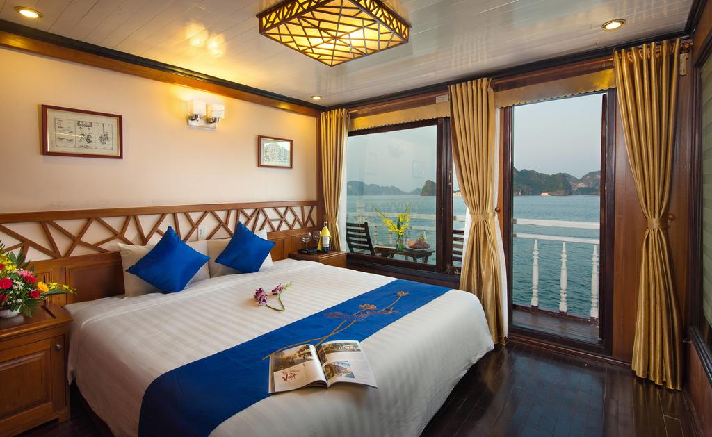 halong-gray-line-cruise-deluxe-room-with-balcony-1.jpeg