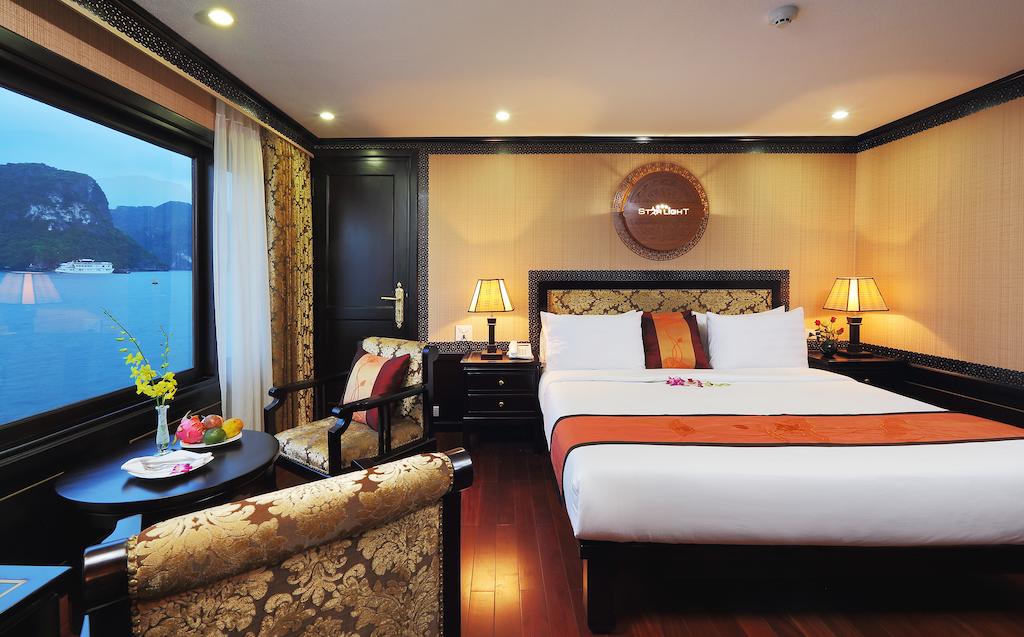 halong-starlight-cruise-deluxe-room-2.jpeg