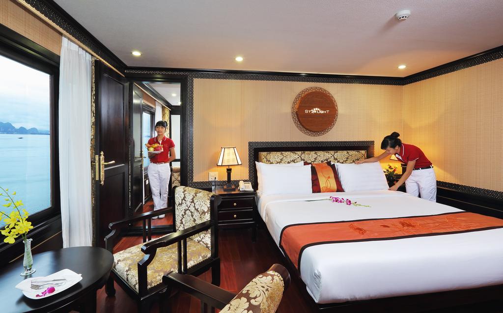 halong-starlight-cruise-family-room-1.jpeg