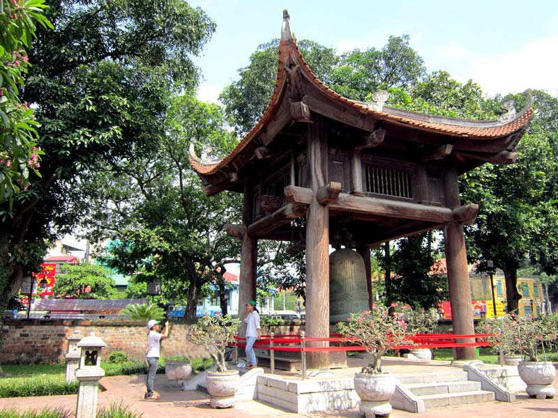 hanoi-city-tour-temple-of-literature-4.jpeg