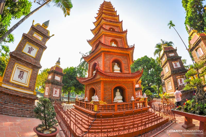 vietnam-tours-10-days-tran-quoc-pagoda.jpeg